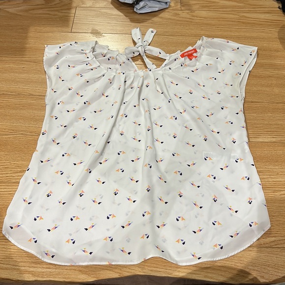 Top M - Picture 2 of 7